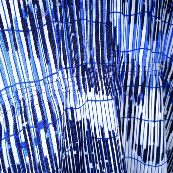 N.W.D. Blouse - Picture 4 of 7